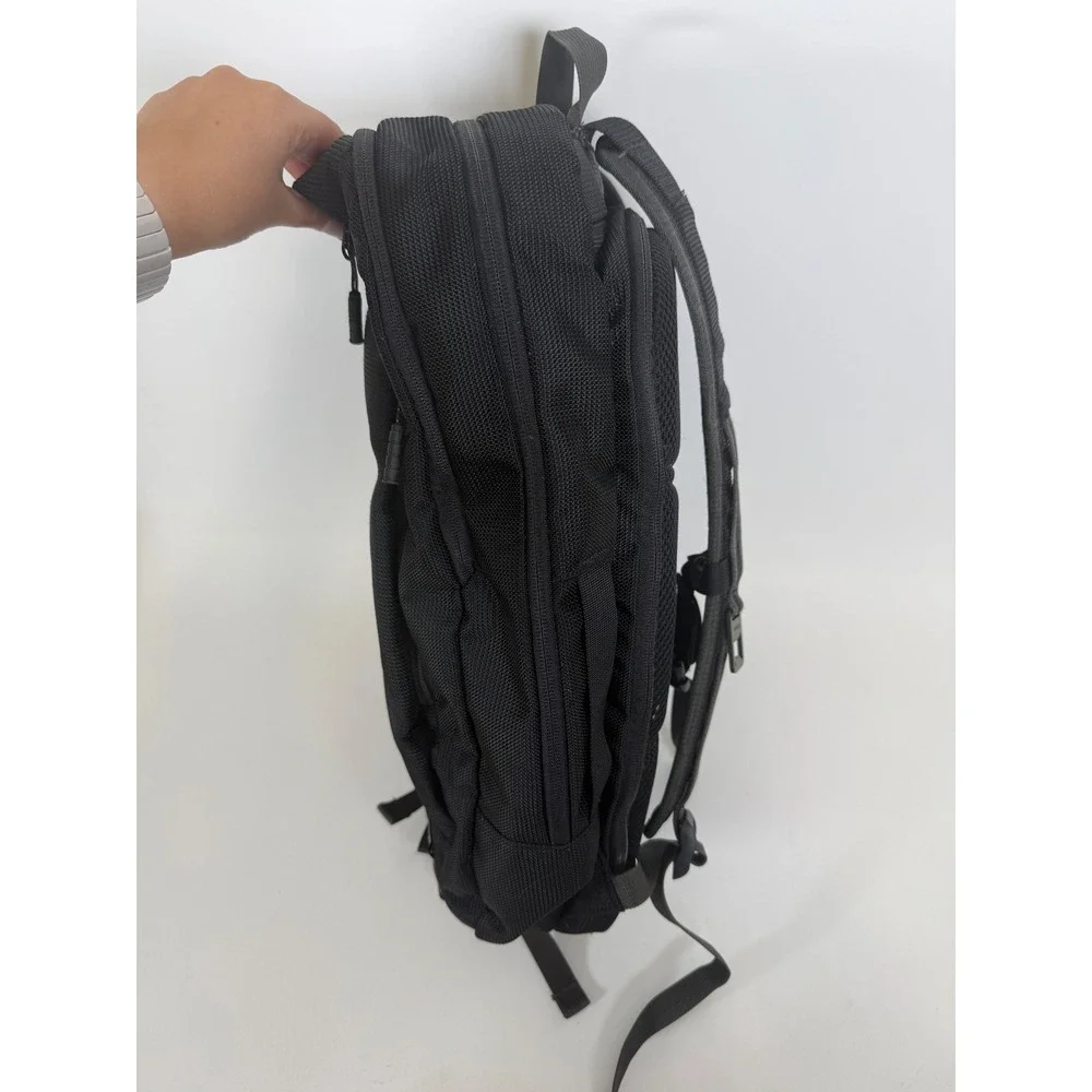 Timbuk2 Brooks Backpack Laptop Travel Bag Pockets Unisex One‎ Love Black